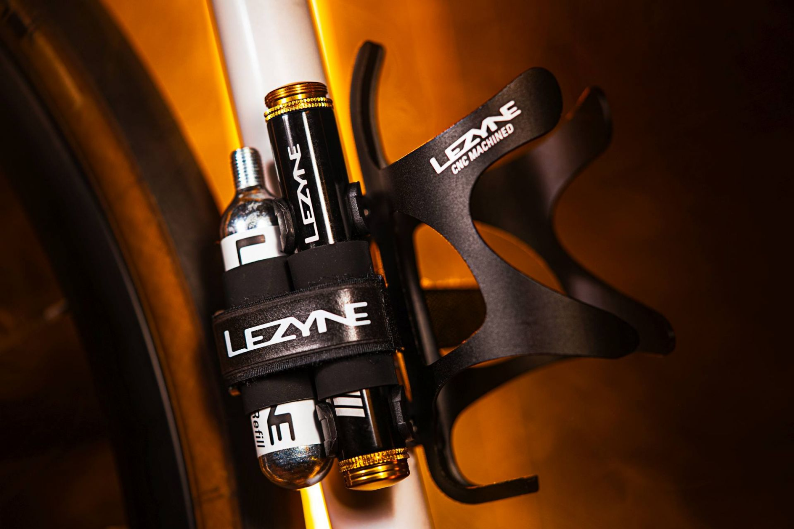 1908256A-A83A-4FF1-809A-E50087590864